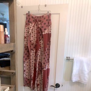 House of Harlow printed pants, L